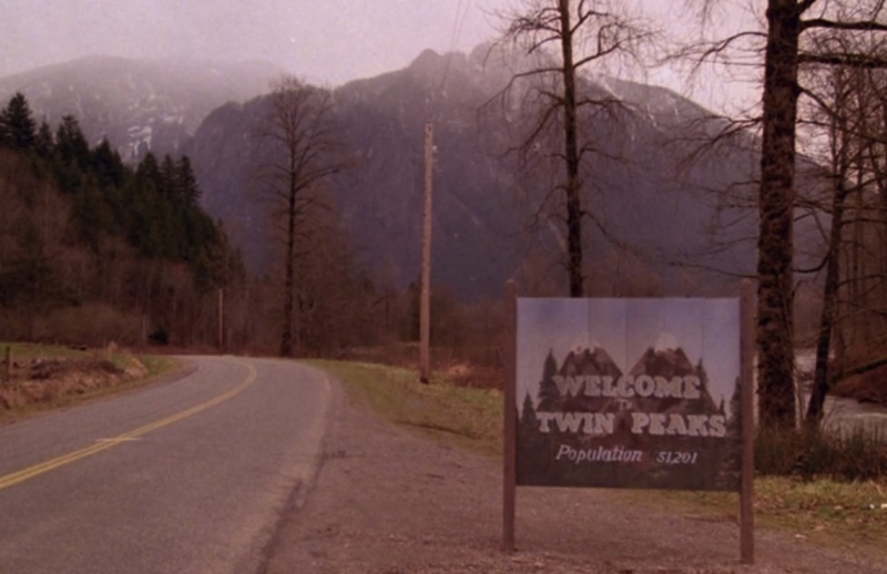 Illustration for article titled 11 Amazing Things We Learned From the New Twin Peaks FAQ Book